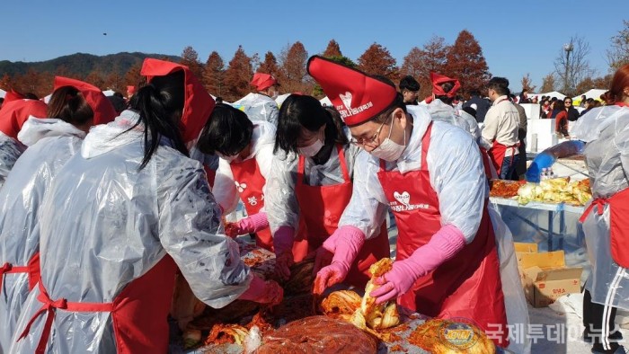 1 고3 생과 함께 김장 -허석시장.jpg