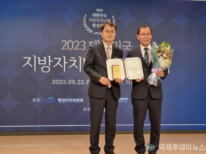 22일 순천시가 2023 대한민국 지방자치단체 행정대상에서 문화부문 대상을 수상했다1.jpg