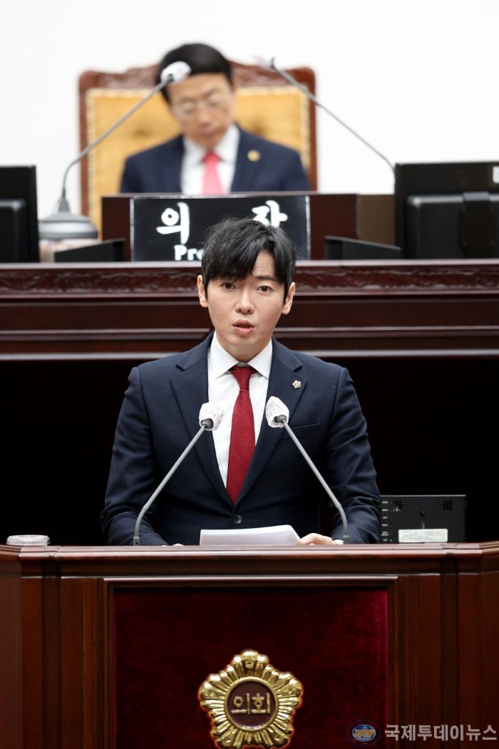 (사진)김용희 의원 (1).jpg