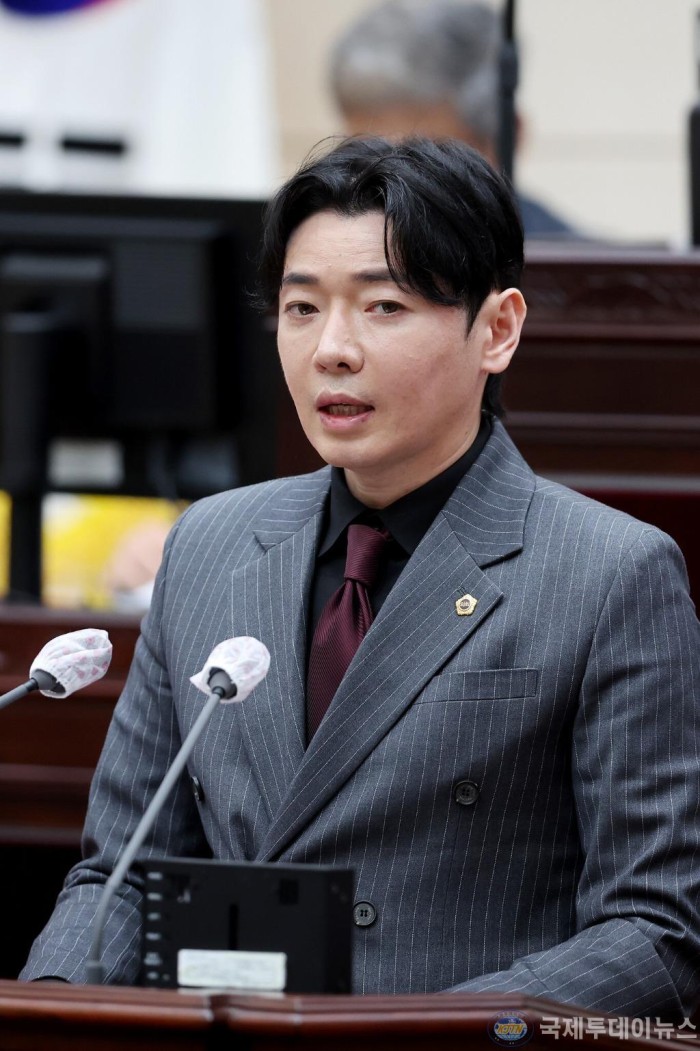 (사진)김용희 의원 (3).jpg