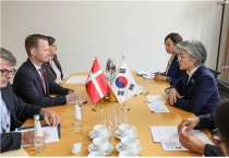 강경화 외교장관, 제56차 뮌헨안보회의 참석 계기  양자 회담 결과(덴마크, 스페인, 독일)